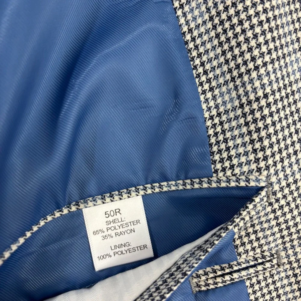 Saddlebred blazer features